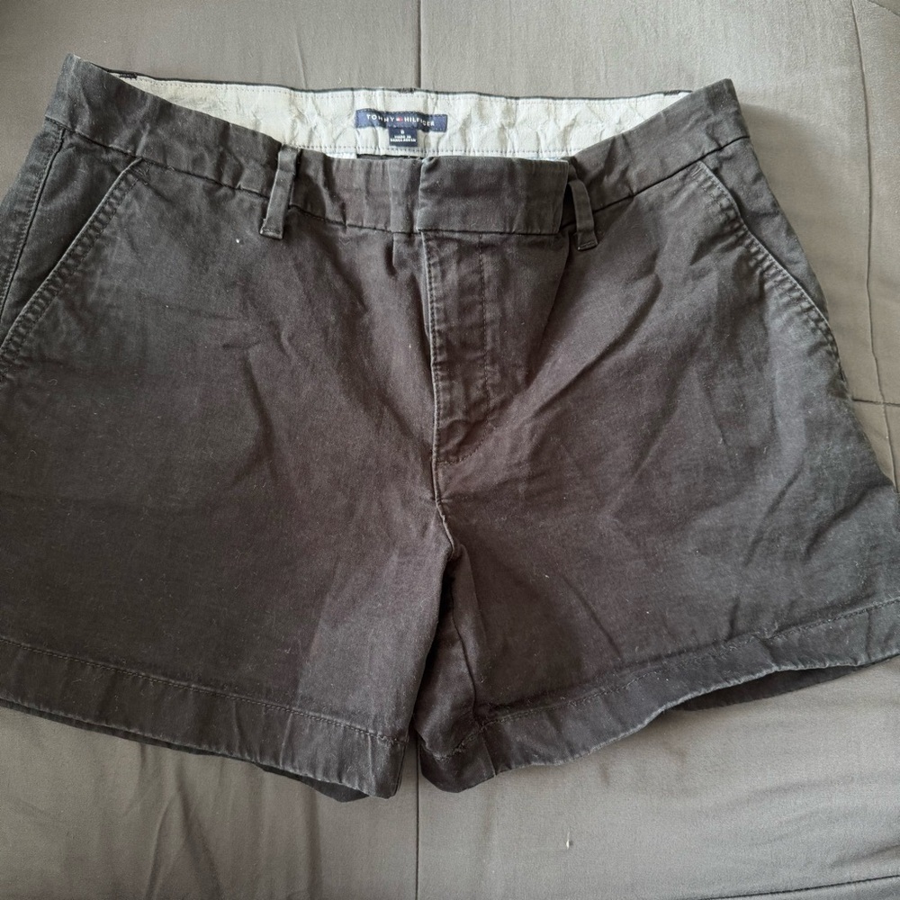 Tommy Hilfiger 100% Cotton Chino  Size 8 Shorts black
